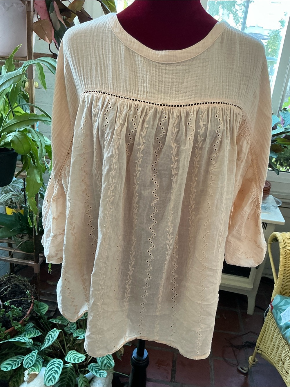 Oversized blouse in 100% cotton by Easel size Small. Will fit up to lg or xl